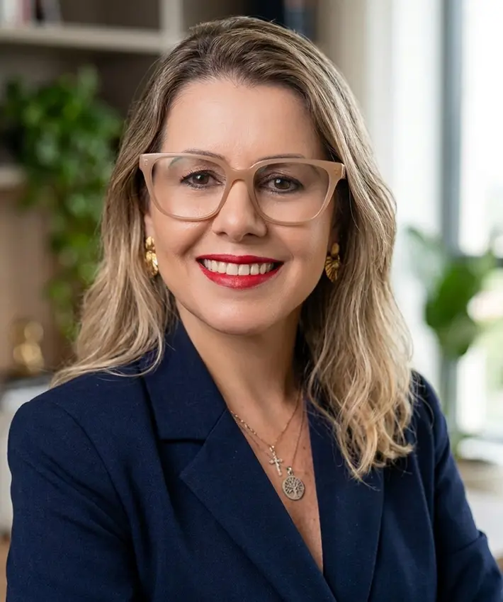 Dra. Renata Cristina Prado